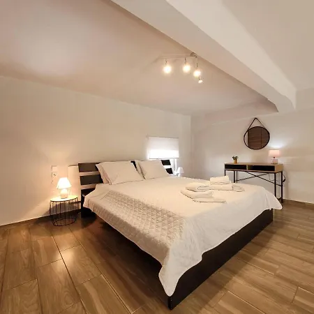 Kazerma ηομε Holiday home *