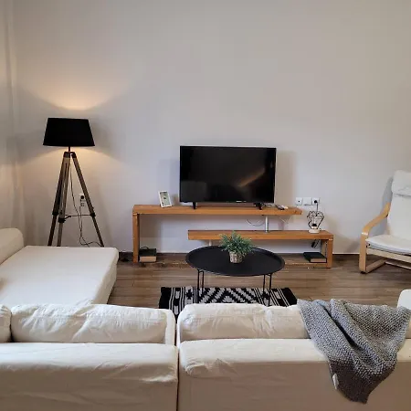 Kazerma ηομε Rhodes City